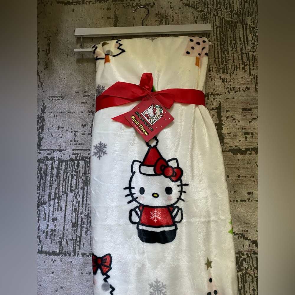Hello kitty Christmas blanket